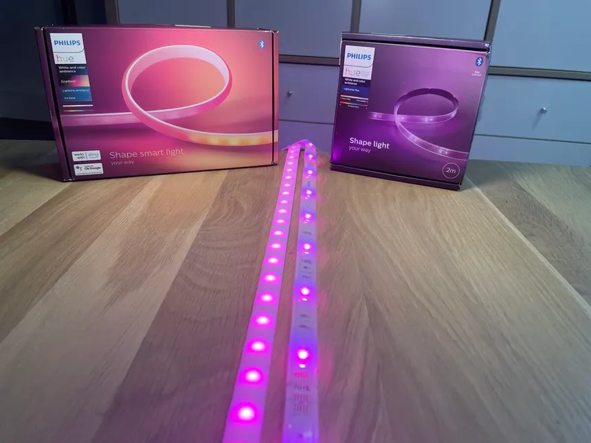 Review Philips Hue Gradient Lightstrip, Pencahayaan Ambiance Pintar yang Bikin Ruangan Hidup